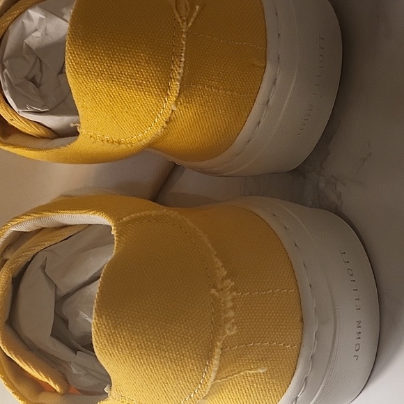JOHN ELLIOTT HAZE CANVAS LOW TOP SNEAKER CANARY MEN'S SZ 41 - Picture 13 of 17